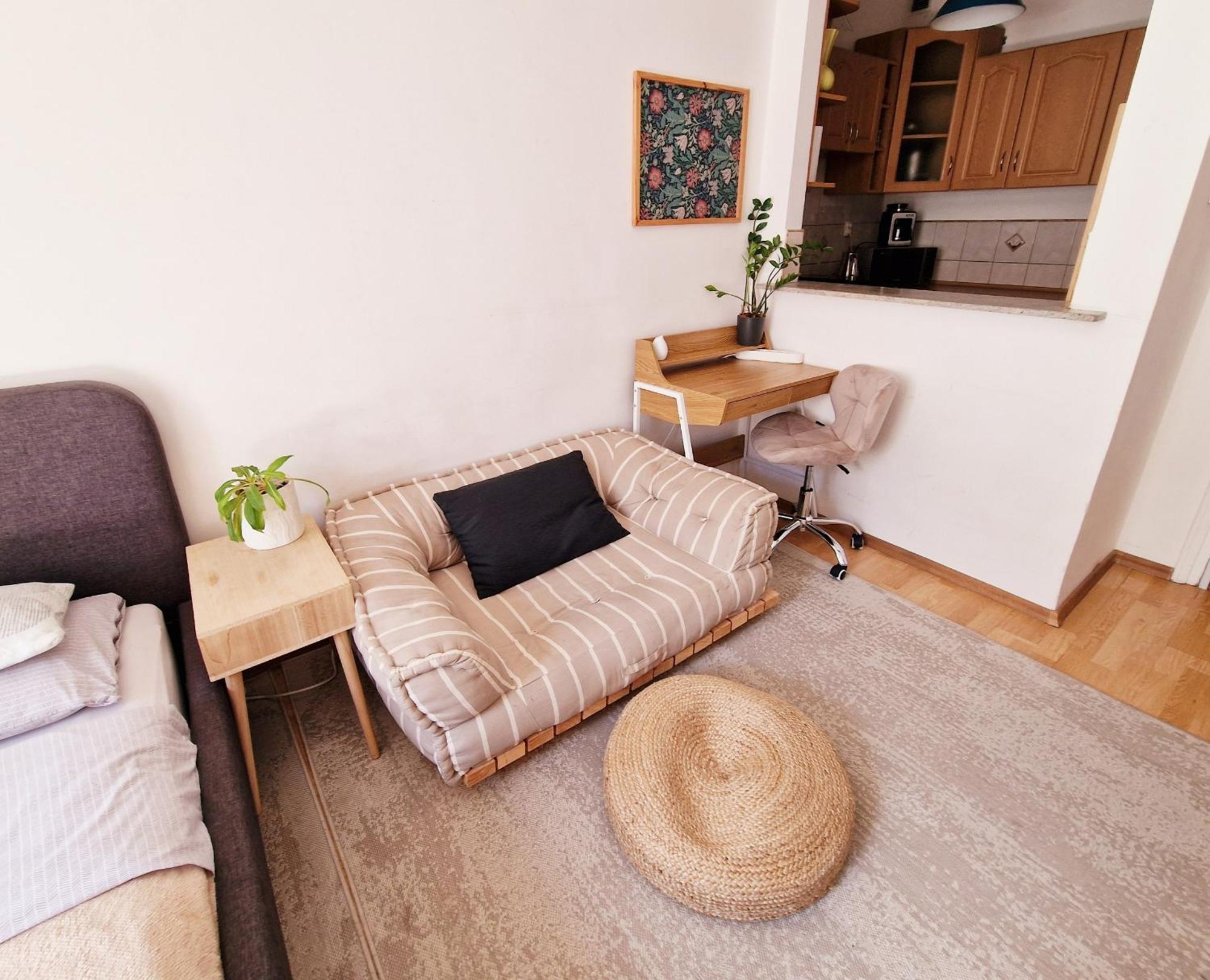 Inny Apartament Rynek Ополе Экстерьер фото